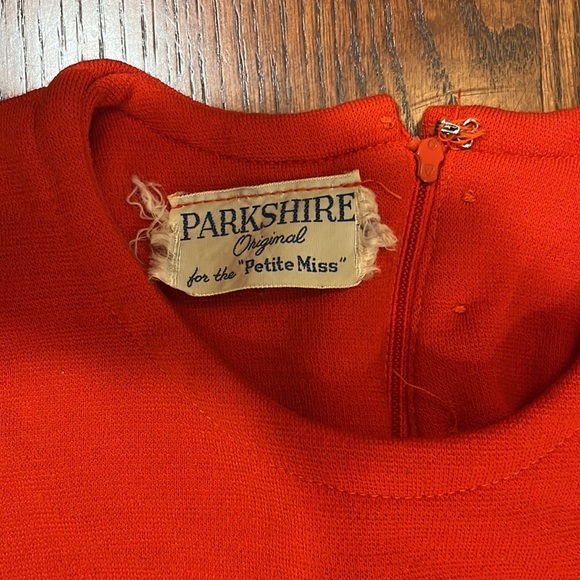 VINTAGE WINTER DRESS - Picture 3 of 5